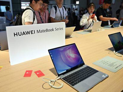 Un portátil Huawei de la serie Matebook.