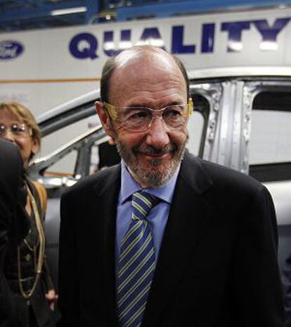 Alfredo Pérez Rubalcaba, en la planta de Ford de Almussafes.