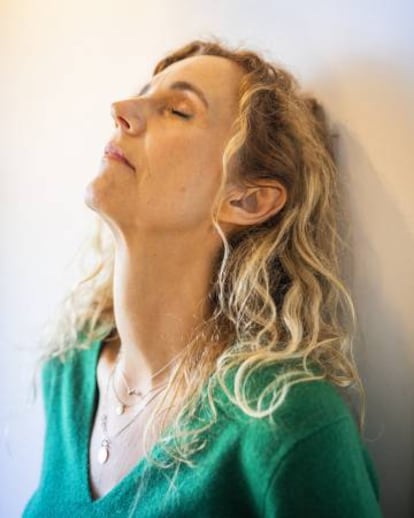 La escritora francesa Delphine de Vigan.