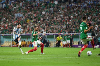 Messi, antoando el gol frente a México. 