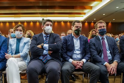 De izquierda a derecha, Díaz Ayuso, López Miras, Moreno Bonilla y Núñez Feijóo durante la última junta directiva nacional del PP.