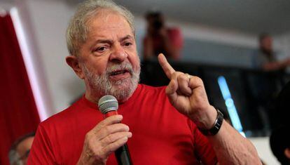 Lula, este miércoles en un acto público mientras el tribunal debatía su condena.