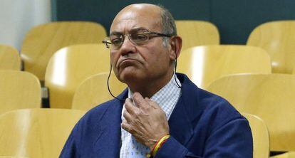 El expresidente de la patronal CEOE, Gerardo D&iacute;az Ferr&aacute;n, en la Audiencia Nacional. 