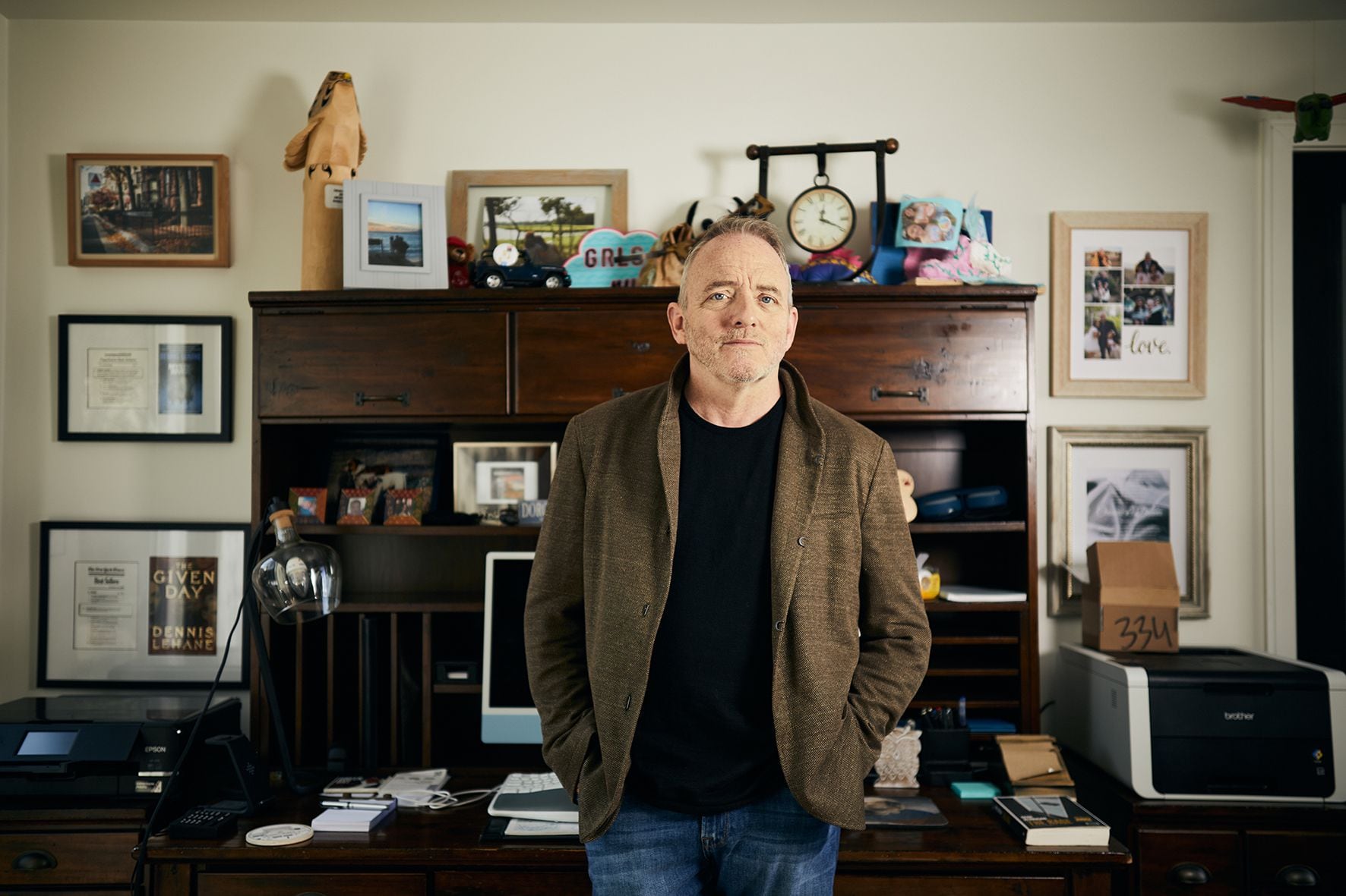 Dennis Lehane: “La raza ha definido EE UU desde el principio.  Es el pecado que no podemos superar”