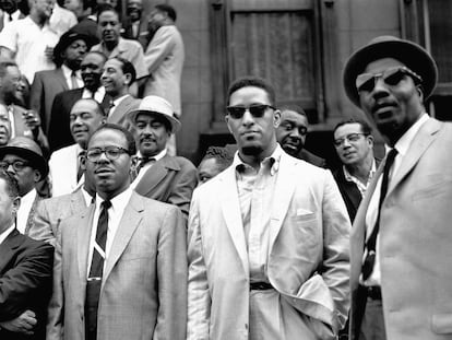 Los músicos Sonny Rollins, Benny Golson y Thelonious Monk, retratados en Harlem en 1958.