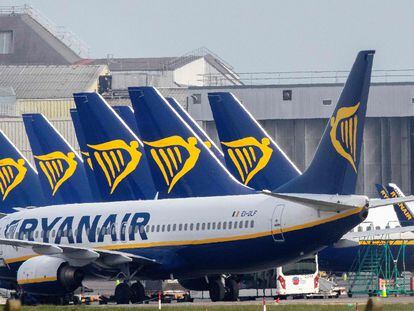 Aviones de Ryanair en el aeropuerto de Dublín.