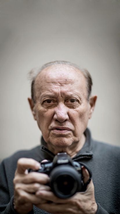 El fotógrafo Enrique Metinides, en Ciudad de México, el 22 de abril de 2016.