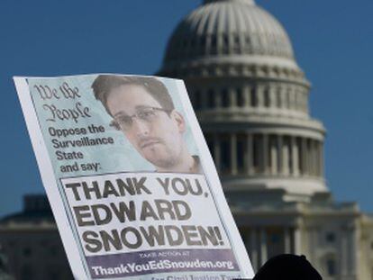 Manifestaci&oacute;n en Washington para apoyar a Snowden. 