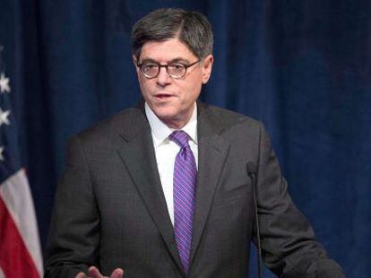 El secretario del Tesoro, Jack Lew, durante su intervenci&oacute;n en el acto del CAP.