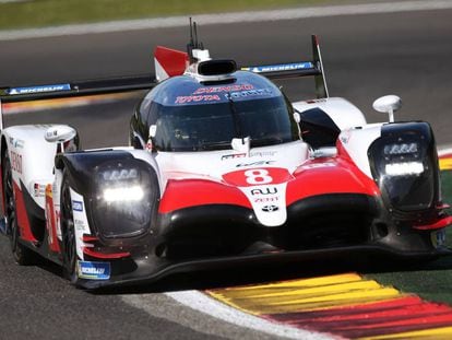 El TS050 de Alonso, Nakajima y Buemo, en el circuito de Spa.