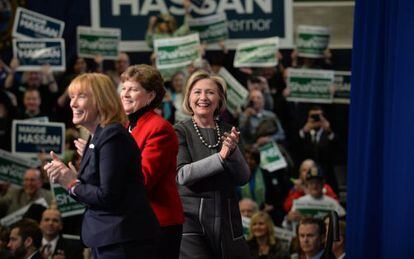 Hillary Clinton hace campa&ntilde;a por Jeanne Shaheen y Maggie Hassan