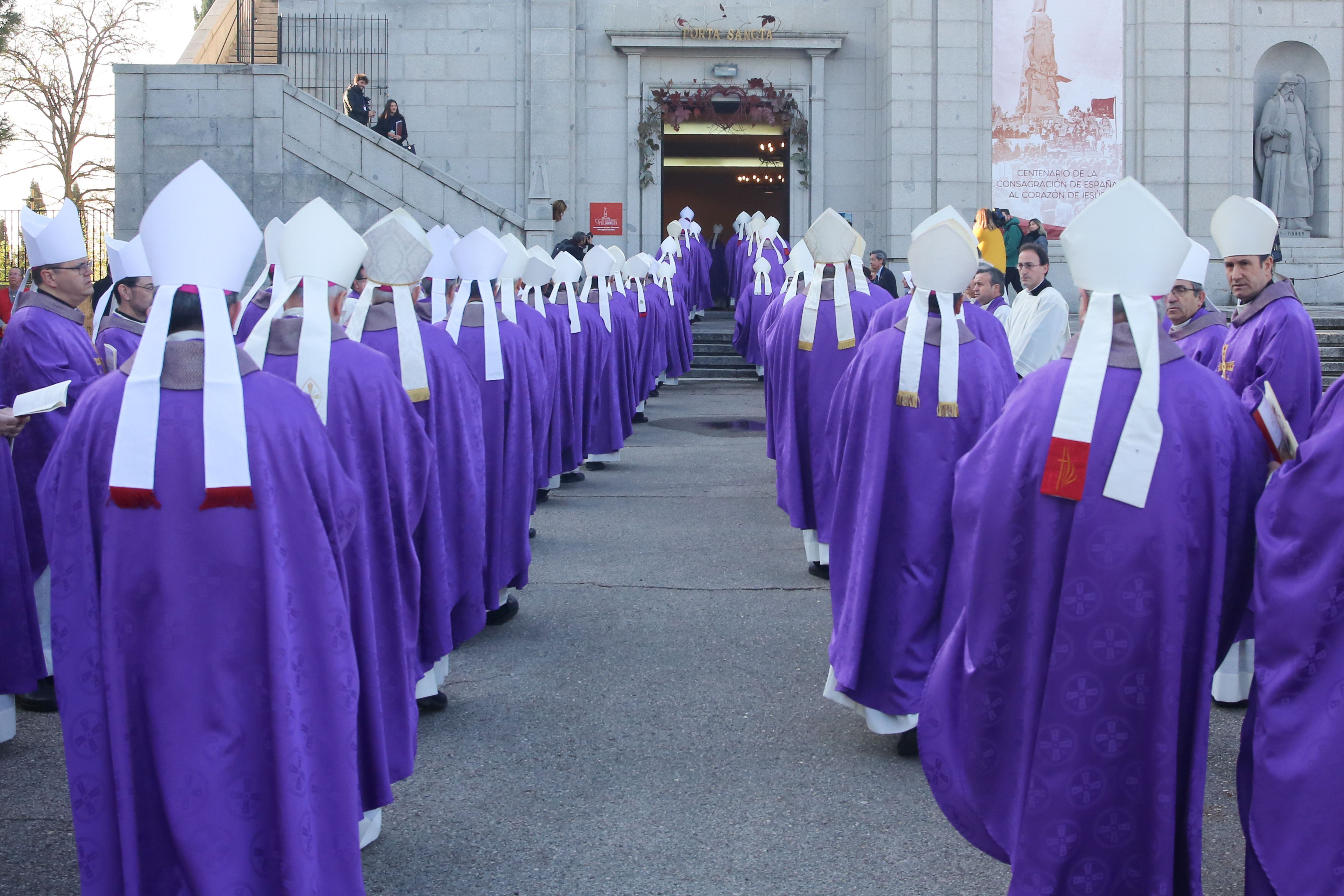 La lista con los 87 acusados por pederastia en la Iglesia española en el quinto informe de EL PAÍS