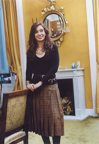 Cristina Fernández de Kirchner, fotografiada en Madrid, en la Embajada Argentina.