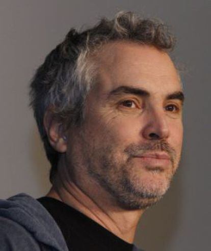 Alfonso Cuarón en una rueda de prensa en abril