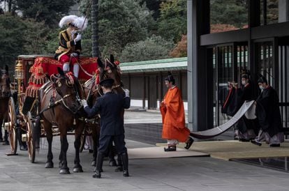El príncipe Fimihito de Japón en su ceremonia de proclamación como heredero, en Tokio el domingo.