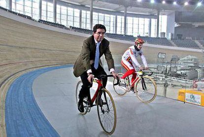 El ex presidente balear Jaume Matas, en el velódromo Palma Arena en febrero de 2007.
Maria Antònia Munar.