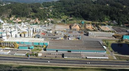 Vista aérea de la fabrica de celulosa de Lourizán (Pontevedra) de Ence.