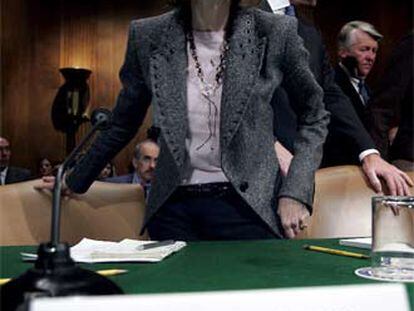 Judith Miller se presenta ante un comité del Senado en octubre pasado.
