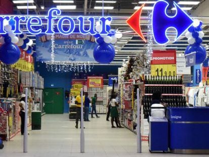 Carrefour crea su gigante inmobiliario en Bolsa