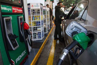 Una estaci&oacute;n de servicio Pemex en la Ciudad de M&eacute;xico.