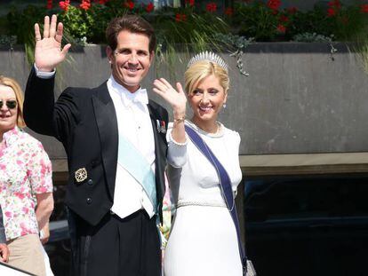 Pablo de Grecia y su esposa, Marie Chantal Miller. / Vïdeo: La reina Letizia, abucheada a la salida de un evento.