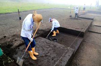 Fotografía en el municipio de Soacha, al sur de Bogotá (Colombia), donde unos 170 arqueólogos y trabajadores excavan desde hace cerca de un año el yacimiento más grande del país, de la cultura herrera, datado del 900 a.C..