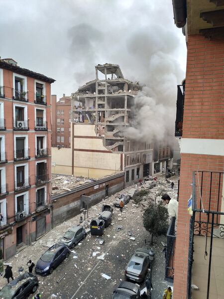 El edificio, poco después de la explosión.