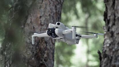 El DJI Mini 4 Pro es oficial, llega con cámara lenta 4K y detección de obstáculos