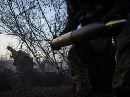 Un soldado de la brigada ucrania Azov en el frente de Donetsk el 7 de abril.