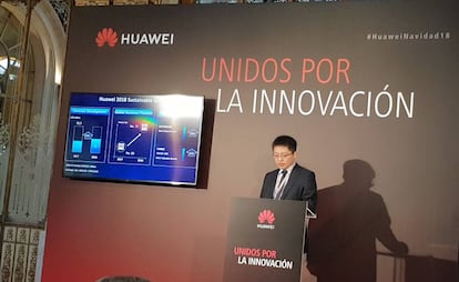 Tony Jin Yong, consejero delegado de Huawei España, hoy en la Bolsa de Madrid.
