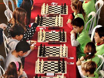 La jugada maestra del ajedrez en España  cantera de campeones y recurso terapéutico.