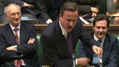 El 'premier' británico, David Cameron, interviene en la Cámara de los Comunes.