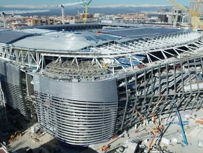 Imágenes del estado de las obras de remodelación del nuevo Santiago Bernabéu, febrero de 2023.