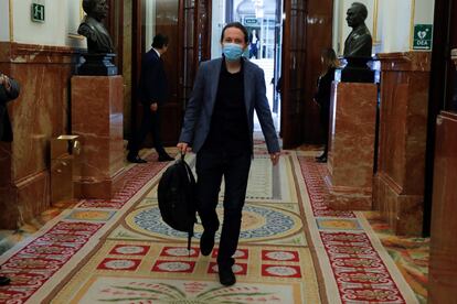 El líder de Podemos y vicepresidente segundo del gobierno Pablo Casado, llega esta mañana al hemiciclo del Congreso de los Diputados.