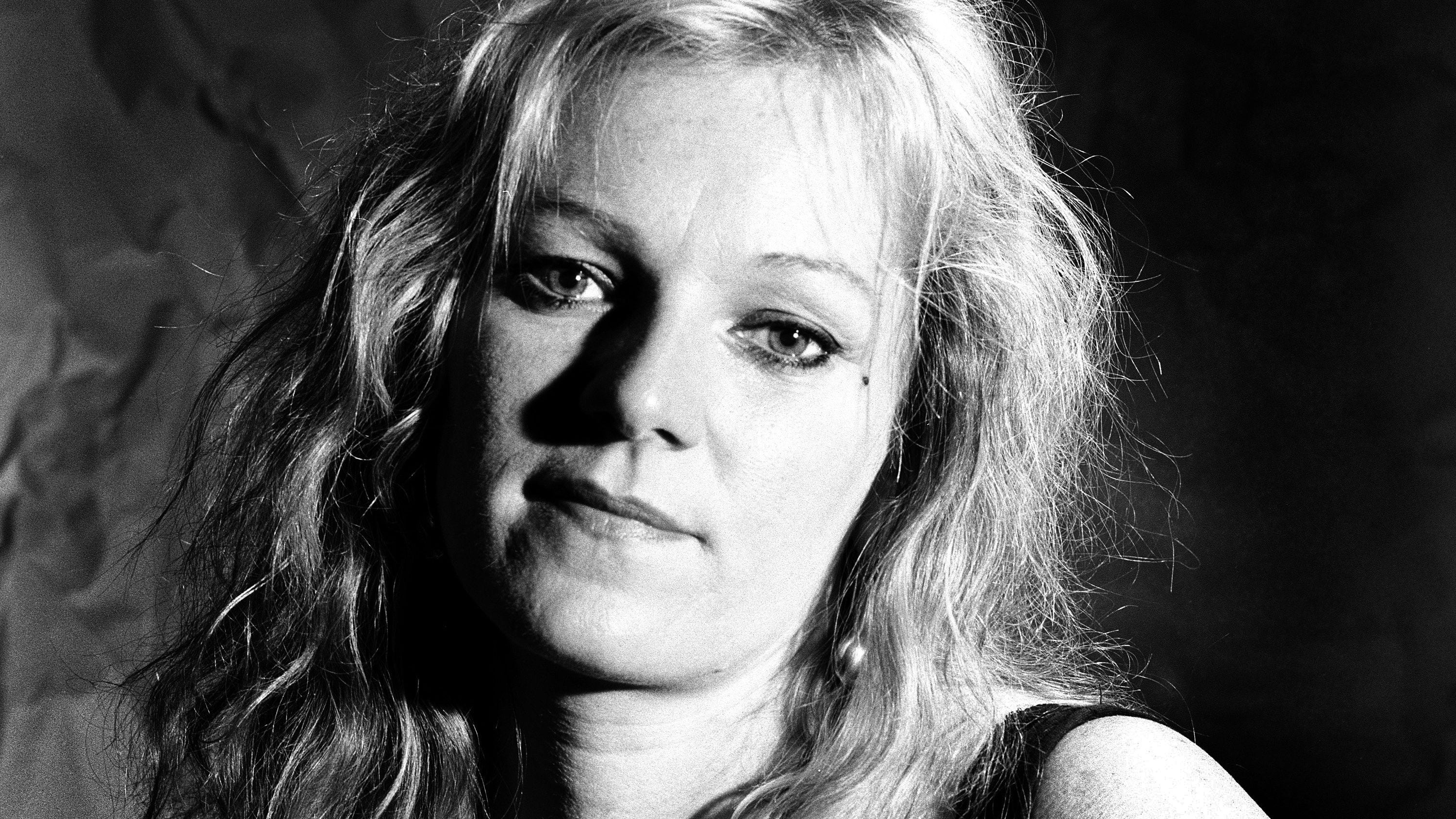 Cookie Mueller: sonriendo hasta el desastre final