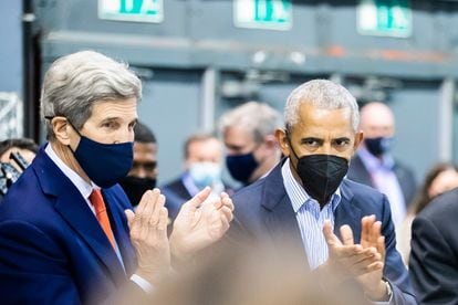 John Kerry y Barack Obama en la cumbre del clima de Glasgowy, este lunes.
