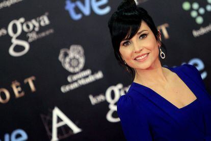 La actriz Marian Álvarez, a su llegada a la gala de entrega de los 28 premios Goya, con un vestido de Miriam Ocáriz.