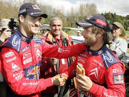 Dani Sordo, a la izquierda, junto a Sebastian Loeb