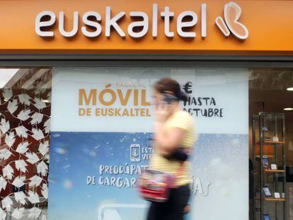La Fundación BBK estudia entrar en Euskaltel en plena ofensiva de Zegona