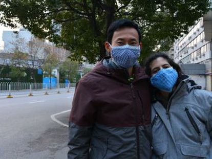 Los extranjeros con parejas chinas tendrán que elegir entre abandonar solos el país o permanecer juntos en Wuhan
