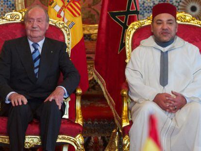 El rey Juan Carlos y Mohamed VI, el 16 de julio en Marruecos.