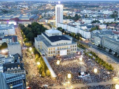 Conmemoraci&oacute;n en Leipzig del 25&ordm; aniversario de la revoluci&oacute;n pac&iacute;fica que precedi&oacute; a la ca&iacute;da del Muro de Berl&iacute;n, 9 de octubre de 2014.