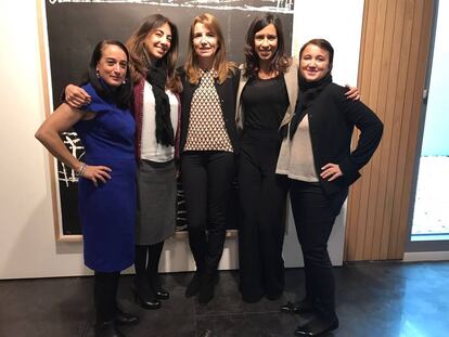 Equipo de Sabadell. De izquierda a derecha: Renata Rojas, Aída Arana Marta Grifell, Jurema Barretto y Susana Forradellas.