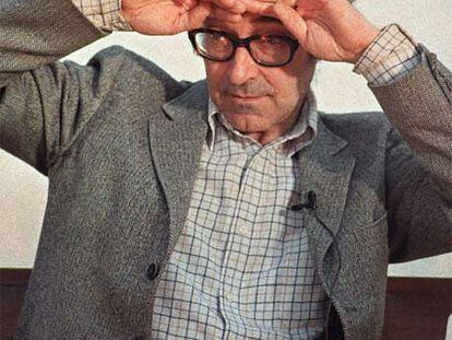 El cineasta Jean-Luc Godard, durante una rueda de prensa del Festival de Cannes de 1987.