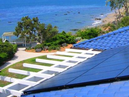 Panel solar en una vivienda