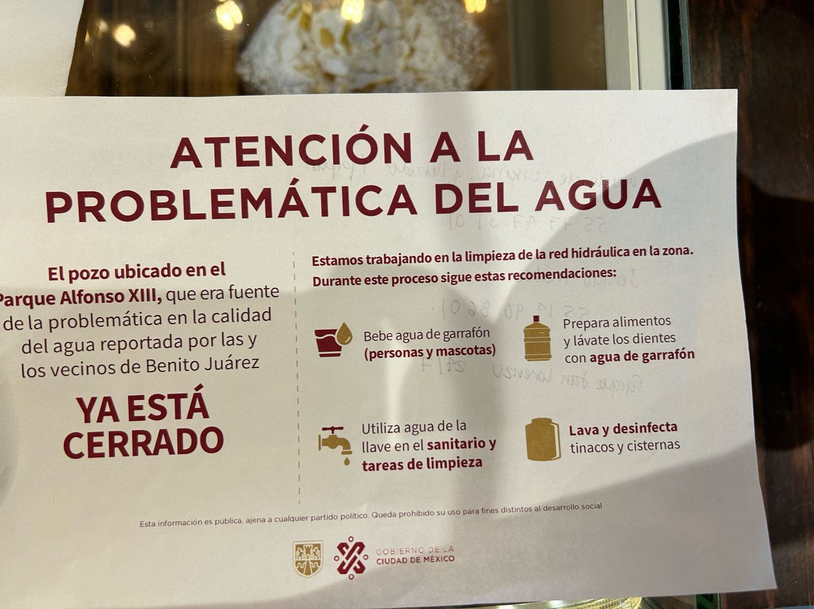 Un folleto del Gobierno de Ciudad de México para prevenir a los afectados por el agua contaminada.