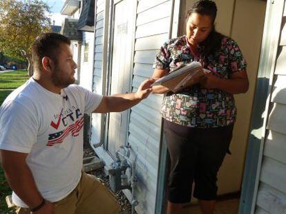 Voluntarios hispanos trataron de registrar m&aacute;s votantes latinos en 2014 