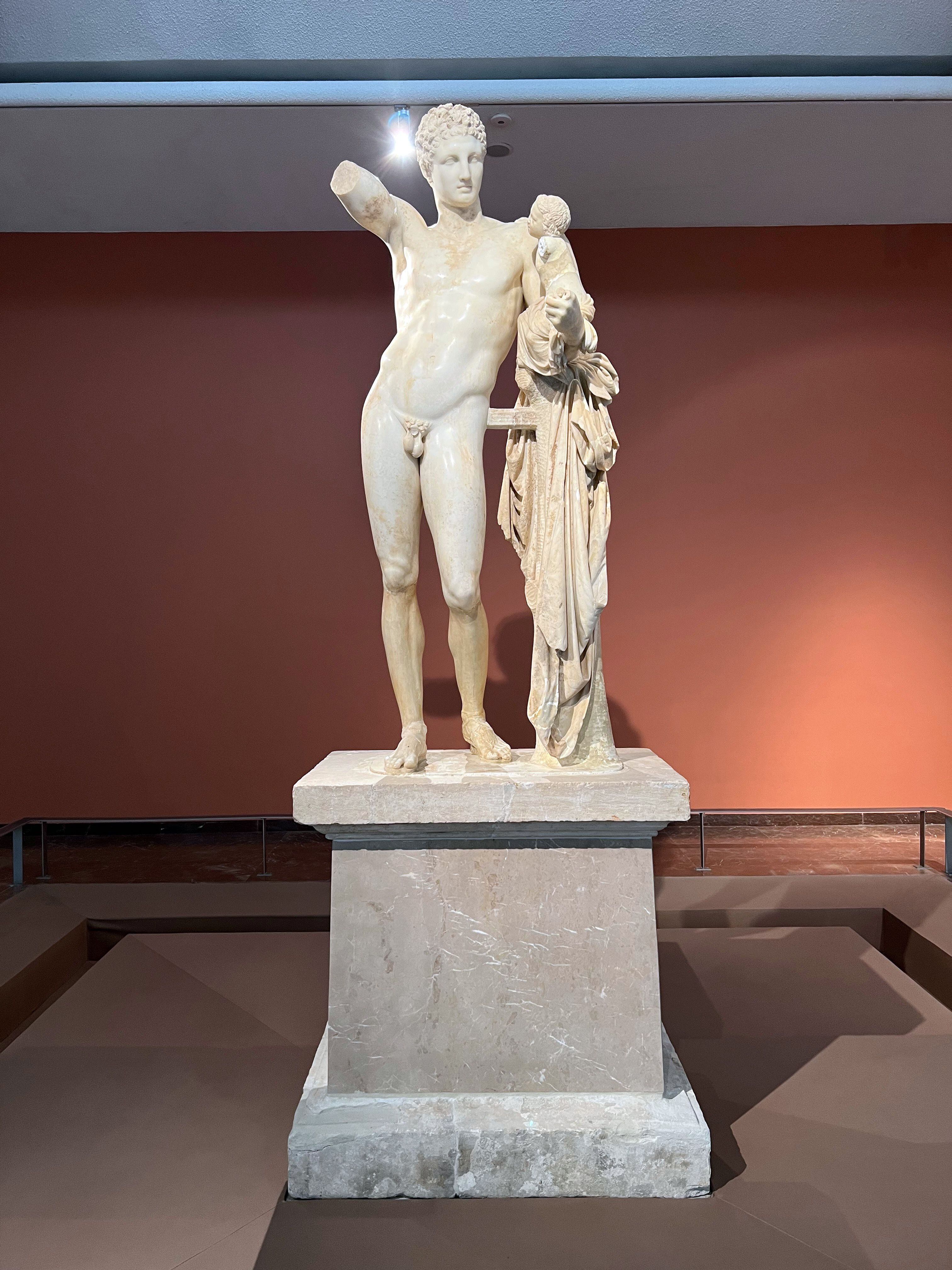 El famoso ‘Hermes’ de Praxíteles que se exhibe en el museo Arqueológico del yacimiento de Olimpia. 