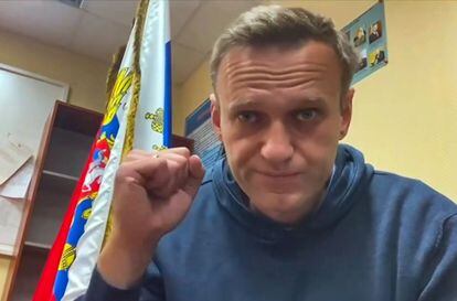 Alexéi Navalni, en la vista judicial improvisada el 18 de enero de 2021 en una comisaría rusa.