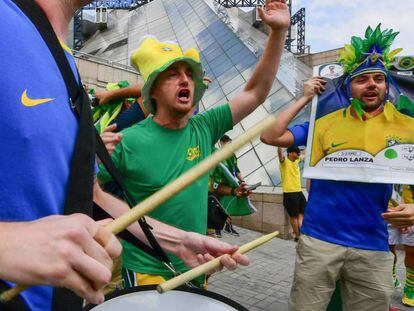 Aficionados de Brasil en Kazán, Rusia.